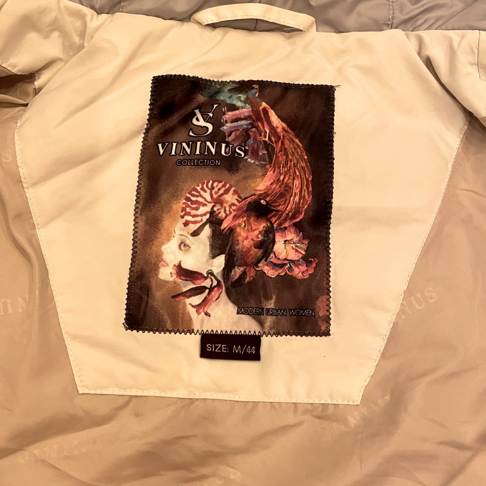 SOLD🛍️🛍️🛍️down jacket - Picture 2 of 9